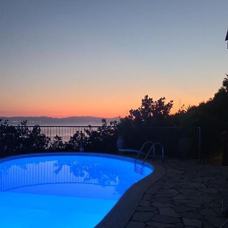 Villa Panoramica Tra Suggestive Notti Stellate. توري ديل ستيل المظهر الخارجي الصورة