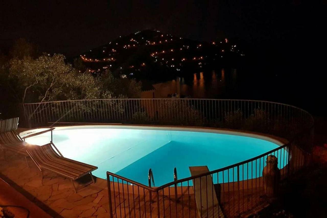 Villa Panoramica Tra Suggestive Notti Stellate. توري ديل ستيل المظهر الخارجي الصورة